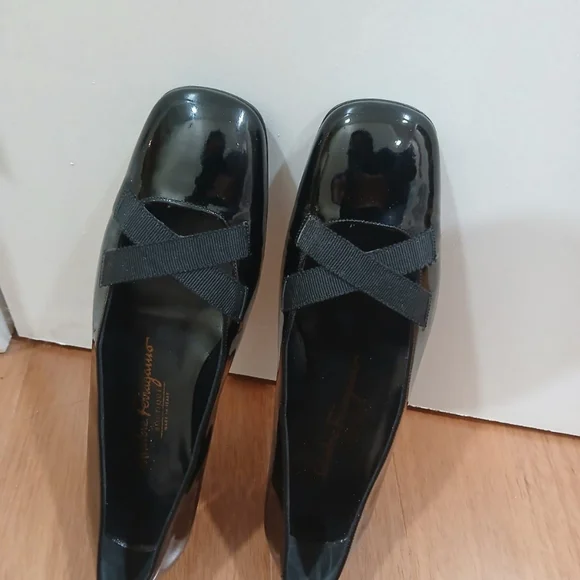 Black SALVATORE FERRAGAMO Labelle Nero Patent calf Leather Crossover 5.5B Shoes - Picture 7 of 12